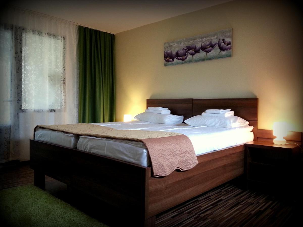 Hotel Cazare La Troita Codlea Pokój zdjęcie