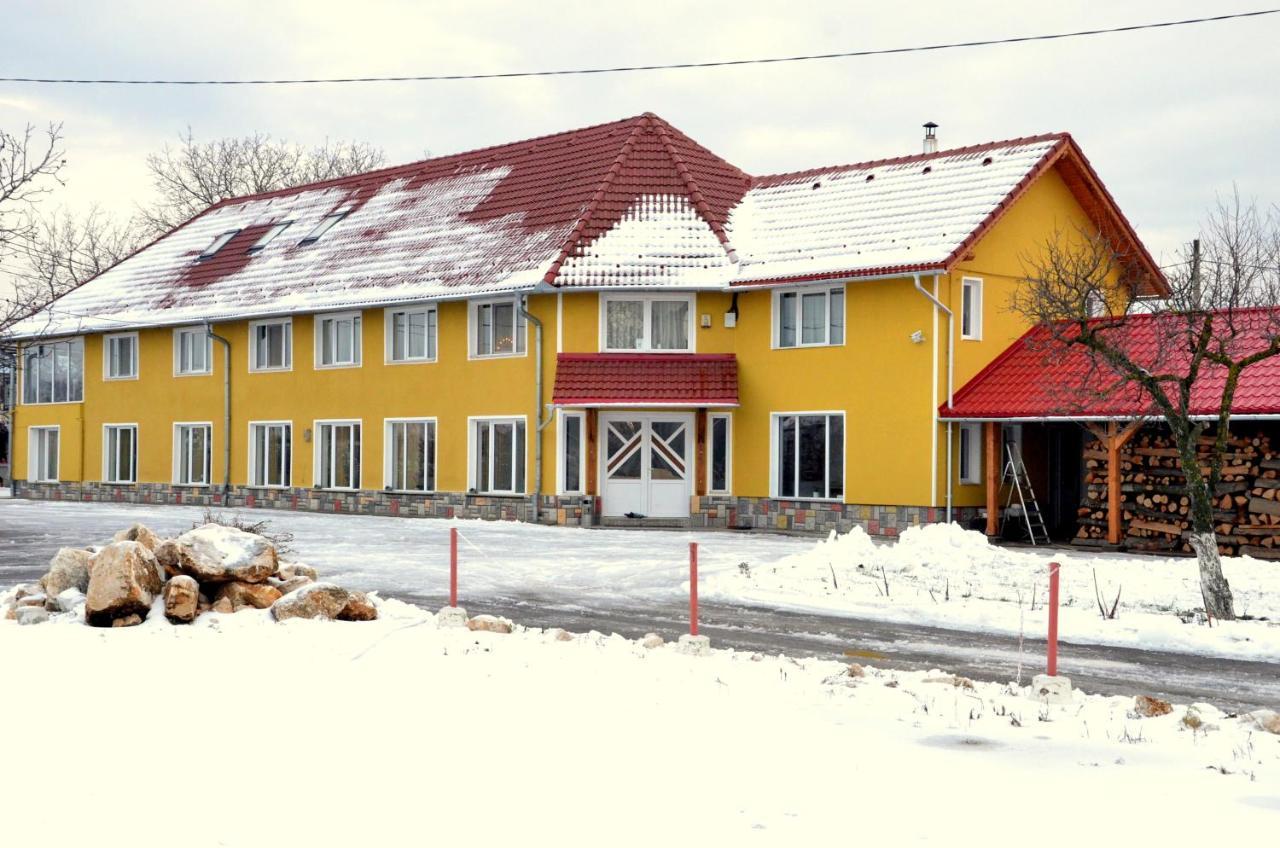 Hotel Cazare La Troita Codlea Zewnętrze zdjęcie